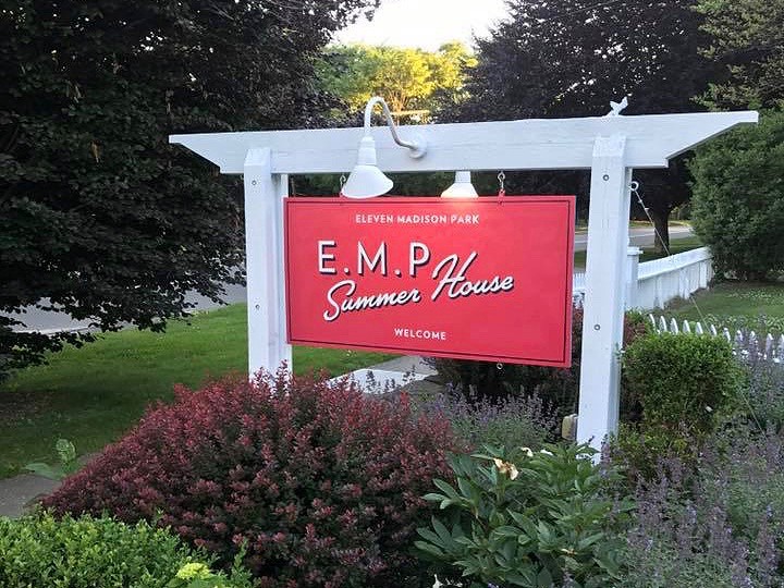 EMP_SummerHouse1.jpg EMP_SummerHouse1.jpg
