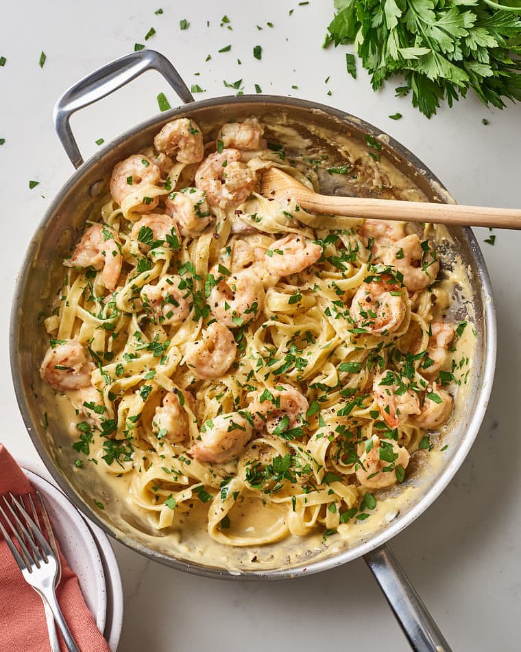 k_Photo_Recipes_2019-09-how-to-shrimp-alfredo_HT-Shrimp-Alfredo_103.jpeg