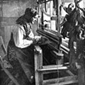 Unbekannt_-_Woman_using_a_loom_Sweden_1936_-_(MeisterDrucke-701271).jpg