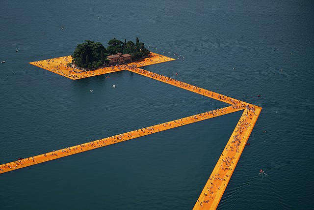 floatingpiers8.jpg floatingpiers8.jpg