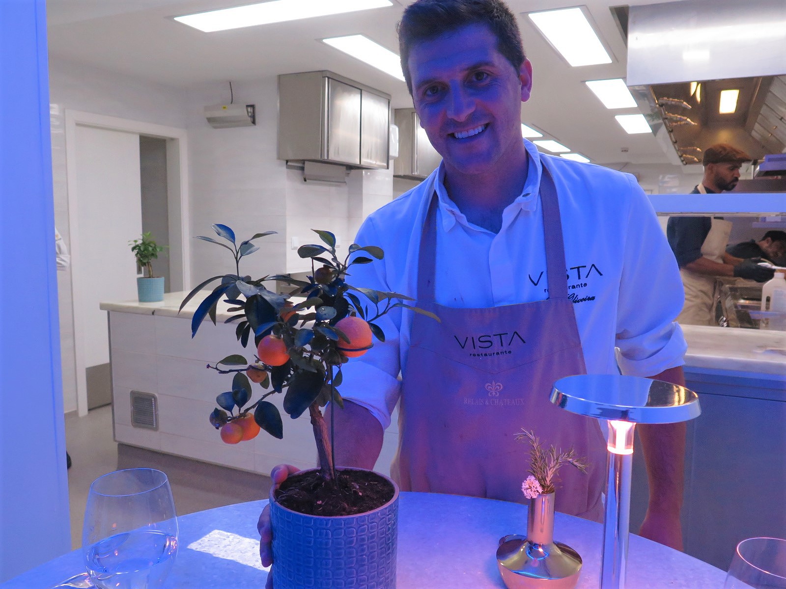 Na Mesa do Chef, João Oliveira e “As laranjas do Algarve”, icónica pré-sobremesa do VISTA