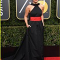 mandy-moore-2018-golden-globes-carpet-01.jpg